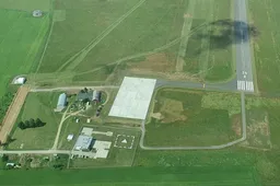 Atidaromas atnaujintas Suvalkų aerodromas