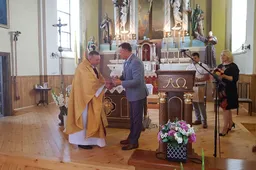 Butrimonių klebonas J. Bakšys atsisveikino su parapijiečiais