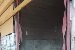 Didelė kontrabanda – „tuščiame“ vilkike