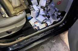 Sustabdė kraislerį prikimštais lonžeronais