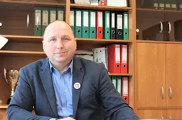 Vidzgirio progimnazijos direktorius A. Čiurlionis: „Atnaujinti sporto aikšteles pageidavo bendruomenės“