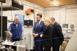 Merė su ekonomikos ir inovacijų ministru aplankė ir rajono verslininkus