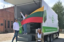 Į Daugus ir Simną užsukęs namas ant ratų viešės Alytuje ir Birštone