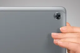 Automobilyje prie mokyklos pasigedo įrenginių ir pinigų