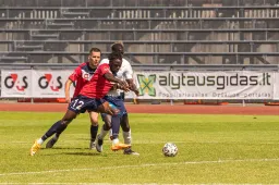 Nigeriečiais sudėtį atnaujinę dainaviškiai po atostogų grįžo pergale