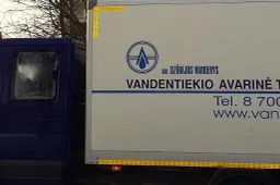 Trys avarijos per vieną naktį: vandens buvo netekę dalies miesto centro gatvių gyventojai