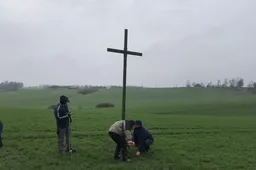 Žalieji ūkininkų protesto kryžiai dygsta ir Dzūkijoje