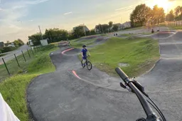 Atsigaunantys Miklusėnai – pilni judesio