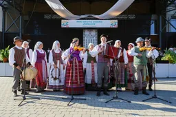 AKKC stiprina etnokultūrą: „Etnosekmadieniai“ – vyksta, norima ir festivalio