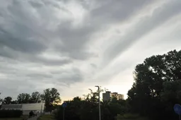 Sinoptikai įspėja: stipriausios audros užklups sostinę, Uteną ir Alytų