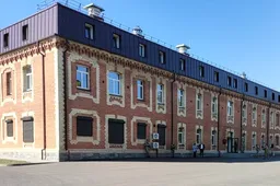 Alytaus Birutės ulonų batalione atvertos rekonstruotos kareivinės