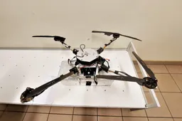 Prie valstybės sienos sulaikomų dronų kainos pranoksta jų gabenamų krovinių vertes