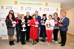 Alytaus rajono savivaldybėje pagerbti rugpjūčio mėnesio jubiliatai