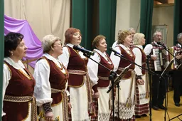 Kumečių bendruomenė vakarojo buvusioje mokykloje