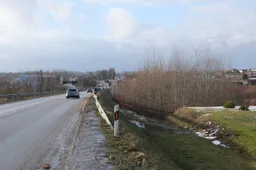 Planuojama ir toliau riboti krovininių automobilių eismą Ulonų ir Santaikos g.