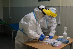 Darbą pradėjo mobilioji COVID-19 komanda, testuosianti Alytaus miesto įmonių darbuotojus