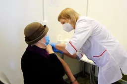 Visi atsakymai į klausimus apie skiepus – Skiepų centro telefonu