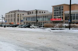 Eismo sąlygos Alytaus mieste – nelengvos, naktį pradėtas gatvių valymas tęsiamas