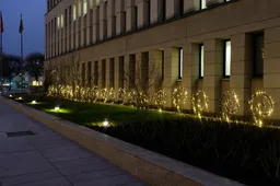 Alytus puošiasi Kalėdoms: sužibs dekoracijos Jotvingių, S. Dariaus ir S. Girėno gatvėje ir Laisvės Angelo aikštėje