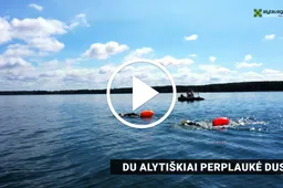 Du alytiškiai perplaukė Dusios ežerą