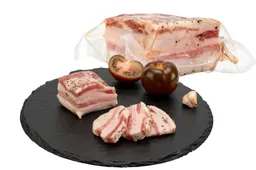 Dzūkų mėsininkų sėkmės paslaptis – paprasta: kai kurių gaminių technologija nepakito beveik nuo pat jų atsiradimo