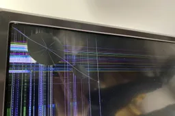 Lažybų punkte sudaužė tris televizorius