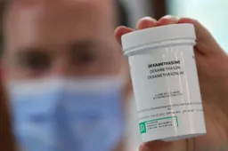 COVID-19: kas yra deksametazonas?