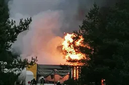 Ugniagesiai: „Po sprogimo dujovežių vairuotojai išsibėgiojo ir nesiartino"