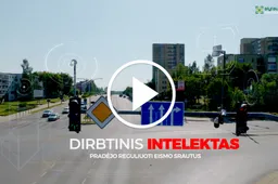 Eismą sankryžoje pradėjo valdyti dirbtinis intelektas