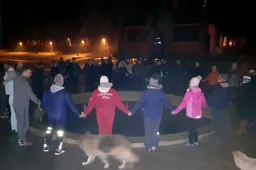 Alytiškiai kvietė į naktines maudynes