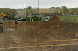 Pradėtos maitinimo ir pramogų centro statybos