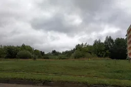 Šalia daugiabučio norima statyti autoplovyklą