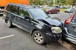 Vidzgiryje daužėsi trys automobiliai