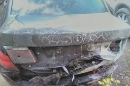 Įtariamas padegimas: aikštelėje paliktą BMW rado degantį