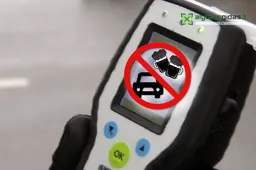 Griovyje rasto automobilio vairuotojui nustatytas daugiau nei keturių promilių girtumas