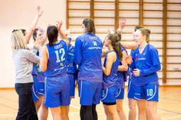 Alytaus krepšininkės – vienu žingsniu pusfinalyje