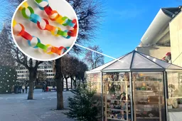 „Menų kosmose“ – kalėdinių girliandų dirbtuvės! 