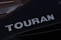 Iš įmonės teritorijos nuvarytas VW rastas griovyje