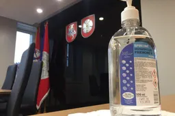 Alytuje atšaukti „pasikalbėjimai“, Bareikis, Jazzu, „Mango“ keliasi į rudenį