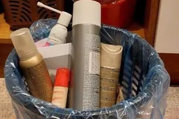 Aerozoliniai flakonai: kuriuos į konteinerį mesti galima, kurių - ne?