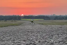 Alytaus aerodromas neįtrauktas į svarbių nacionalinam saugumui objektų sąrašą