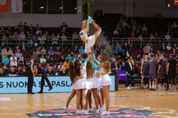 Kurio miesto grupė „vilkams“ šoko debiutiniame sezone Alytuje?