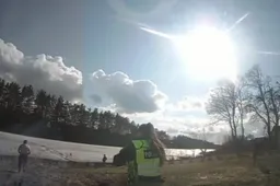 Per ežerą ėjusį vyrą išgelbėjo netoli buvęs kariškis, padėjo ir pareigūnai