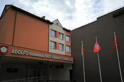 Brandos egzaminai greičiausiai bus atidėti, stojimas į aukštąsias mokyklas gali būti vėlinamas