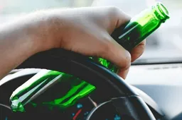 Ilgasis savaitgalis – ne be girtų prie vairo