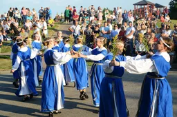 Butrimonių šokių kolektyvas „Gojelis“ skris į Jungtinę Karalystę?