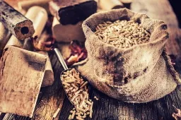 Viskas ką yra privaloma žinoti apie medienos granules