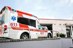 Paspirtuku važiavęs vyras – reanimacijoje