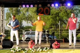 Šventiškai rajone vasarojo trijų vietovių bendruomenės