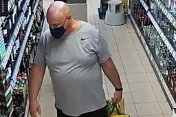 Nuotraukoje matomas vyras gali turėti tyrimui reikšmingos informacijos. Pažinote?